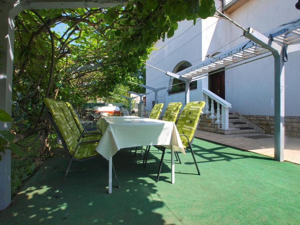 Apartment Tigo - 2 Bedrooms, 2 Bathrooms, Terrace And Big Garden Fažana エクステリア 写真