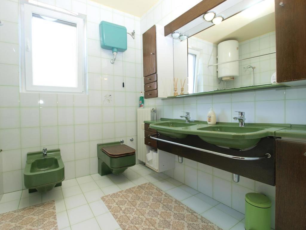 Apartment Tigo - 2 Bedrooms, 2 Bathrooms, Terrace And Big Garden Fažana エクステリア 写真